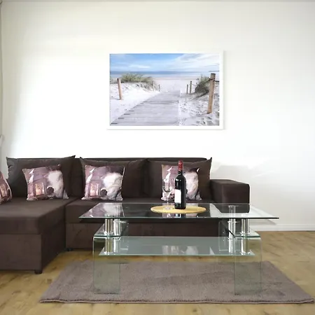 Na - Ostsee-Traum - Ferienwohnung Mit Meerblick Am Hansa Park, W-Lan & Parkplatz Kostenlos Sierksdorf Extérieur photo